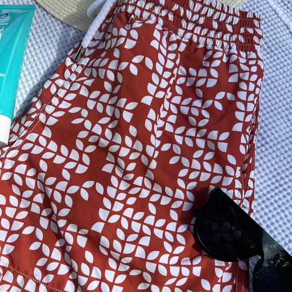 IMPECCABLE CONDITION! * swim trunks! - Picture 7 of 10